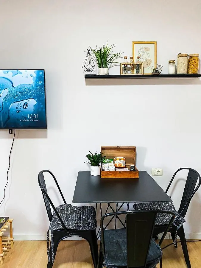 Entire Serviced Apartment With A Beautiful View Tirana